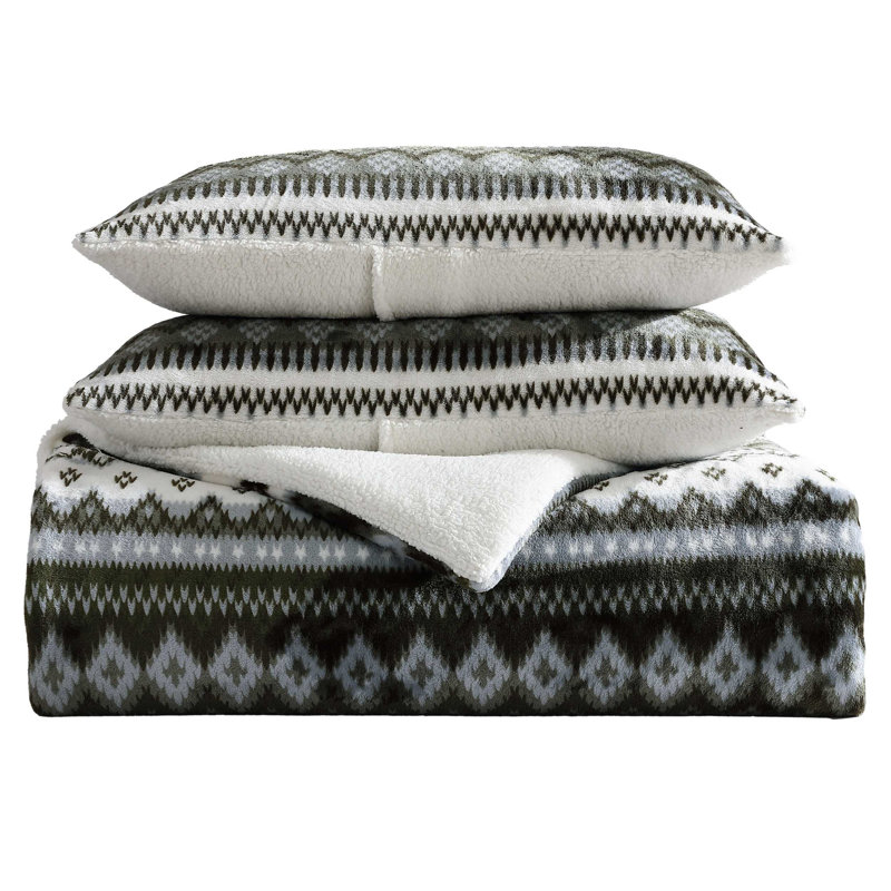 Eddie Bauer Shelton Fair Isle Plush Reversible Comforter Set, King Comforter + 2 King Shams, Green Geometric