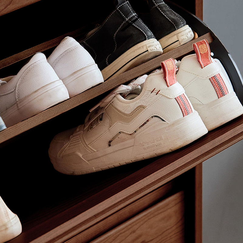 Armoire à chaussures avec rangement rétro