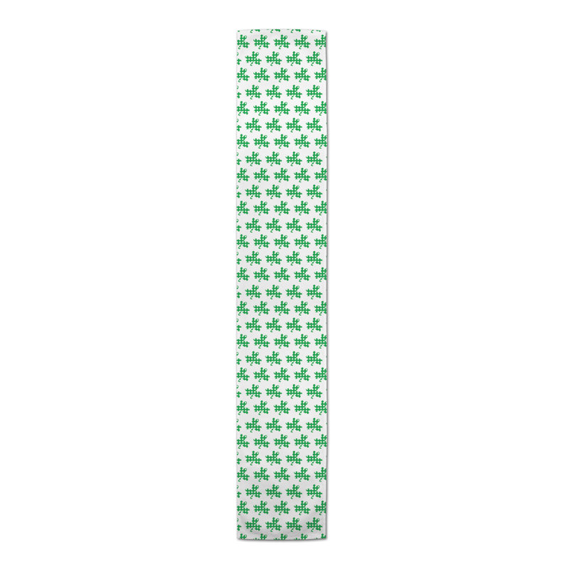 Chemin de table géométrique McKay, L 72 po x l 16 po, Vert trèfle,  Trèfle à carreaux Bledsoe