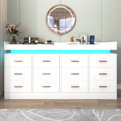 Commode 12 tiroirs l 70 po avec station de charge et lumières DEL