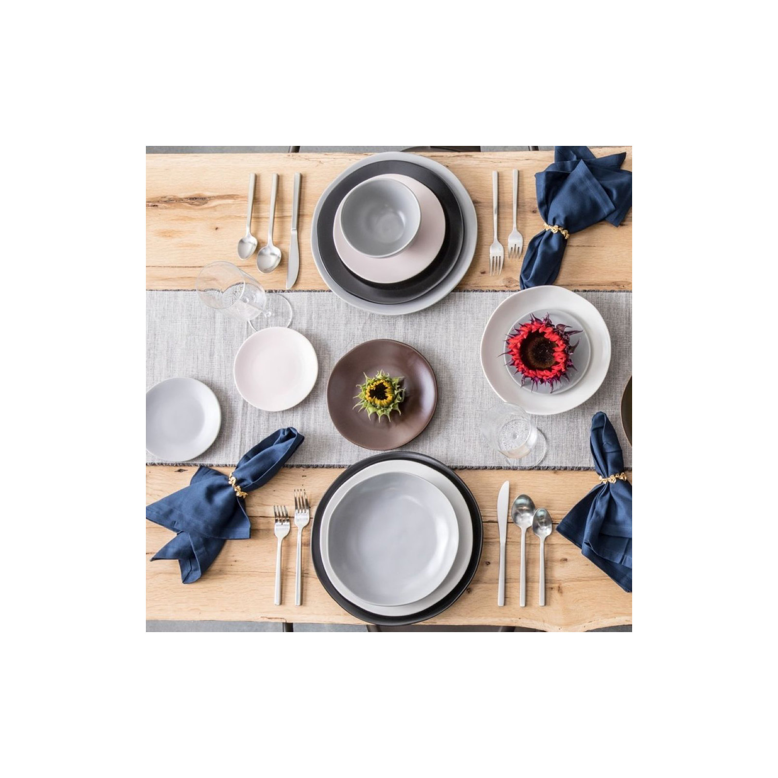 Fortessa Heirloom 12" Dinner Plate, Smoke