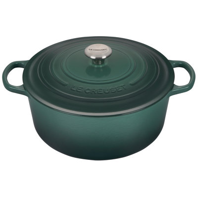 Le Creuset Signature Enameled Cast Iron Round Dutch Oven with Lid