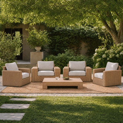 Outdoor Lounge Chair