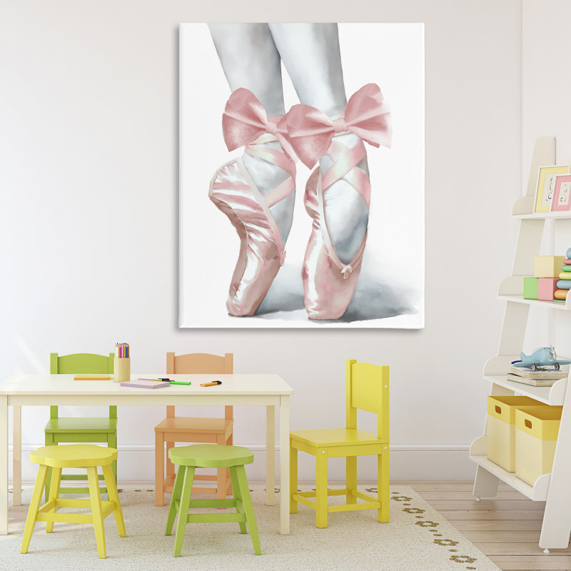 Ballet Pointe Shoes, design par Elizabeth Medley, H 48 po x l 36 po