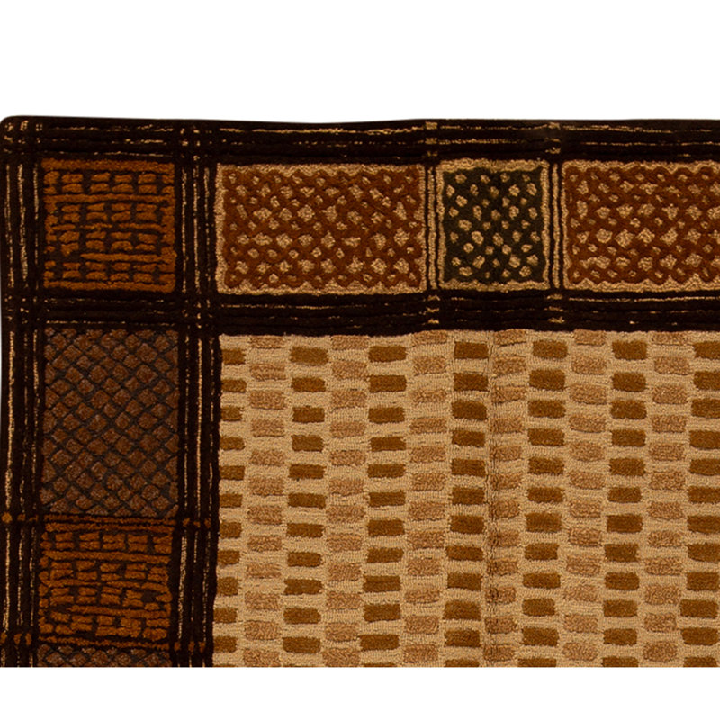High-Quality Hand-Knotted Ivory And Brown Area Rug