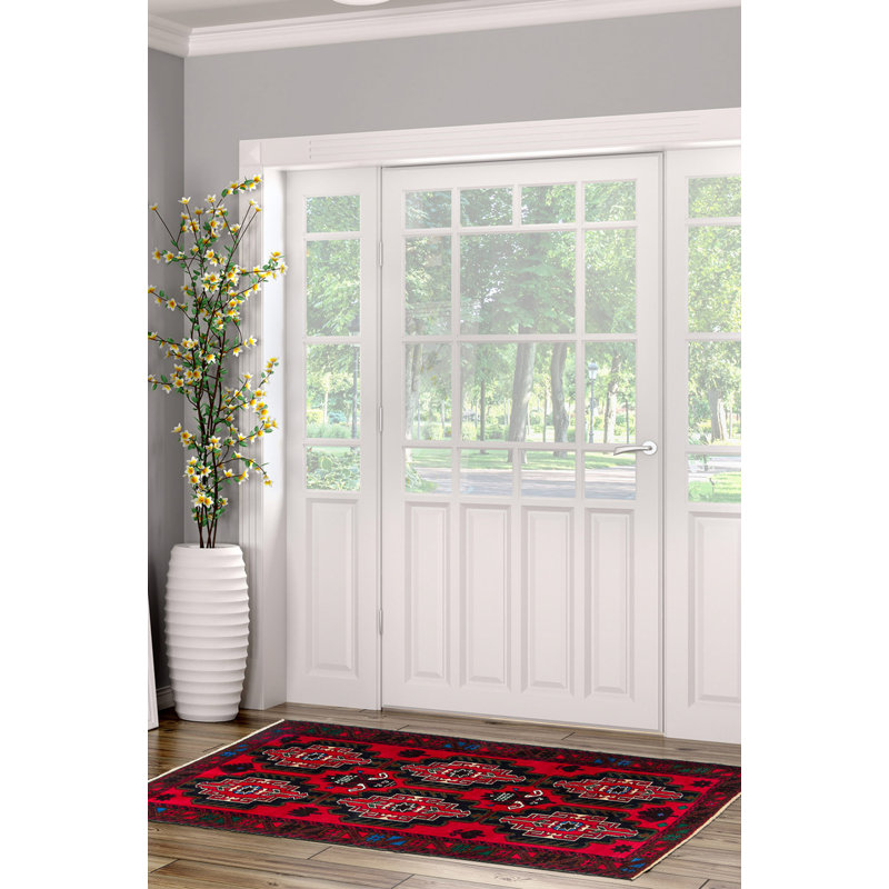 Tapis rouge Teimani 2 pi 9 po x 4 pi 10 po