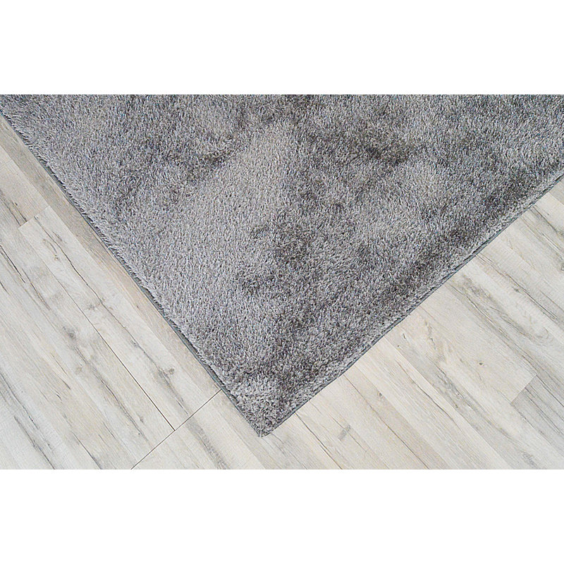 Tapis gris zone poils longs Rauch