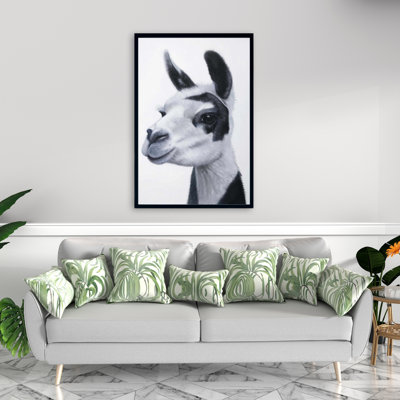 " Black & White Lama "