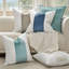 Ensemble de 2 housses de coussin en velours-116784282-116784278
