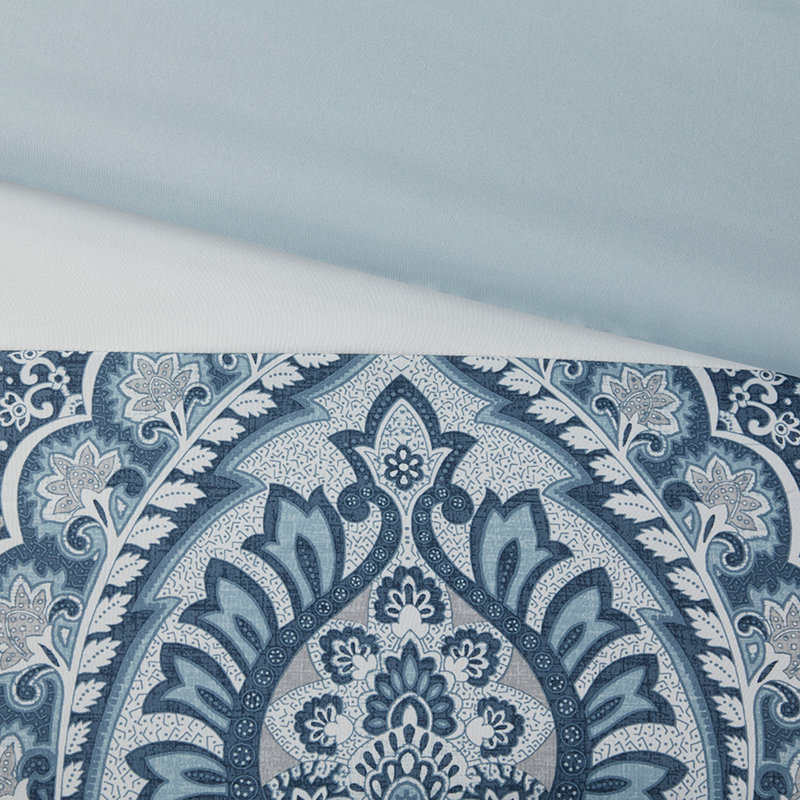 Queen 8 Piece  Comforter Set