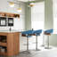 Tabouret de bar pivotant réglable-414255403