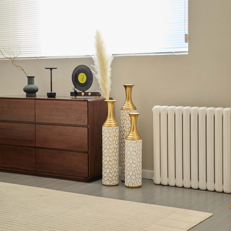 Vases de sol en métal de style moderne, ensemble de trois pour une décoration intérieure exquise, rehaussant votre espace de vie avec sophistication