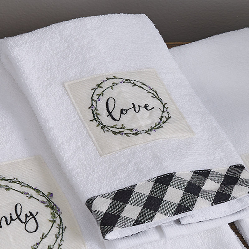 Breezewood 4 Piece Terrycloth Fingertip Towel Set