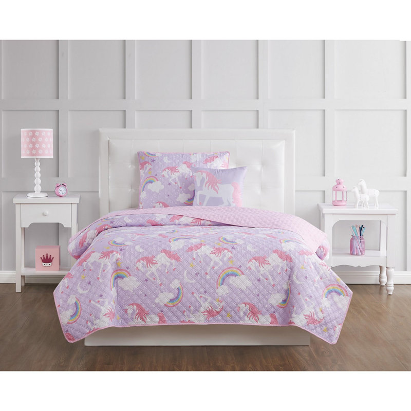 4 - Piece Quilt Set, Full Quilt + 2 Shams + 1 Throw Pillow