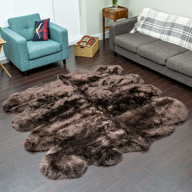 Tapis intérieur/extérieur brun en peau mouton Natalie, Nouveauté 6 pi 8 po x 6 pi 5 po