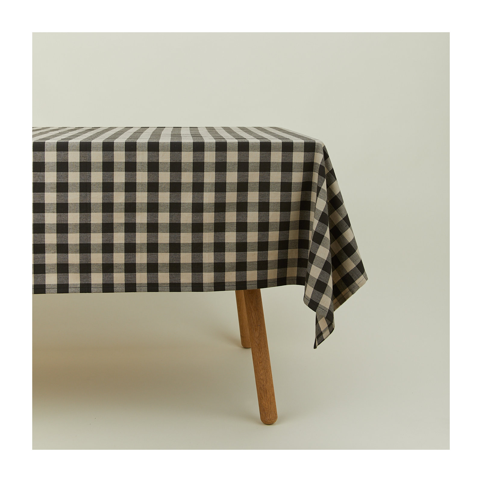 Essential Gingham Tablecloth, Black/Light Gray