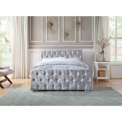 Gifford Upholstered Bed