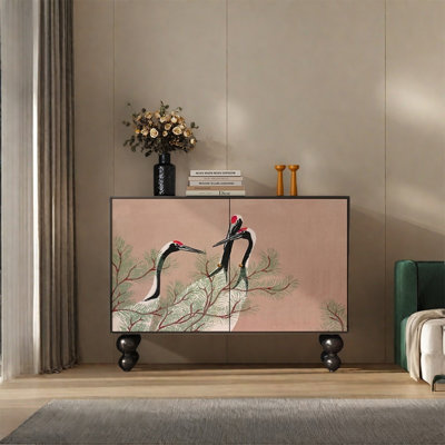 Spacieuse armoire de rangement décorative en noyer