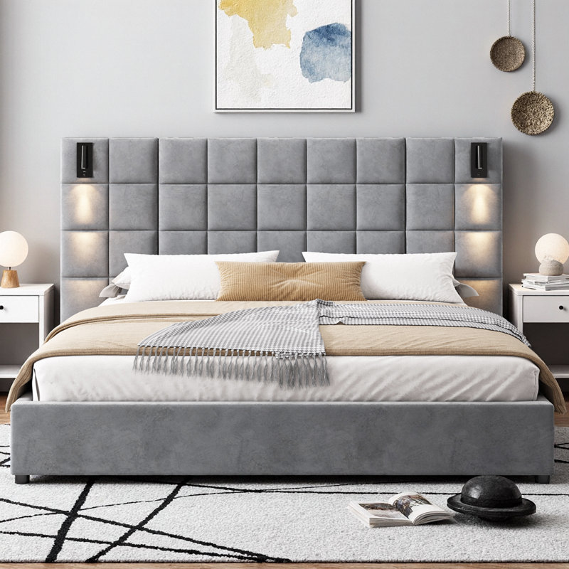 Cadre de lit plateforme rembourré Kelpforest King Size avec applique murale et port USB, large tête de lit en velours, 12 lattes en bois massif, sommier non requis, lit moderne avec station de recharge