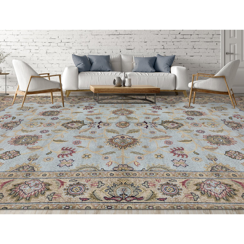 Maharajah Wool Oriental Area Rug in Gray/Brown