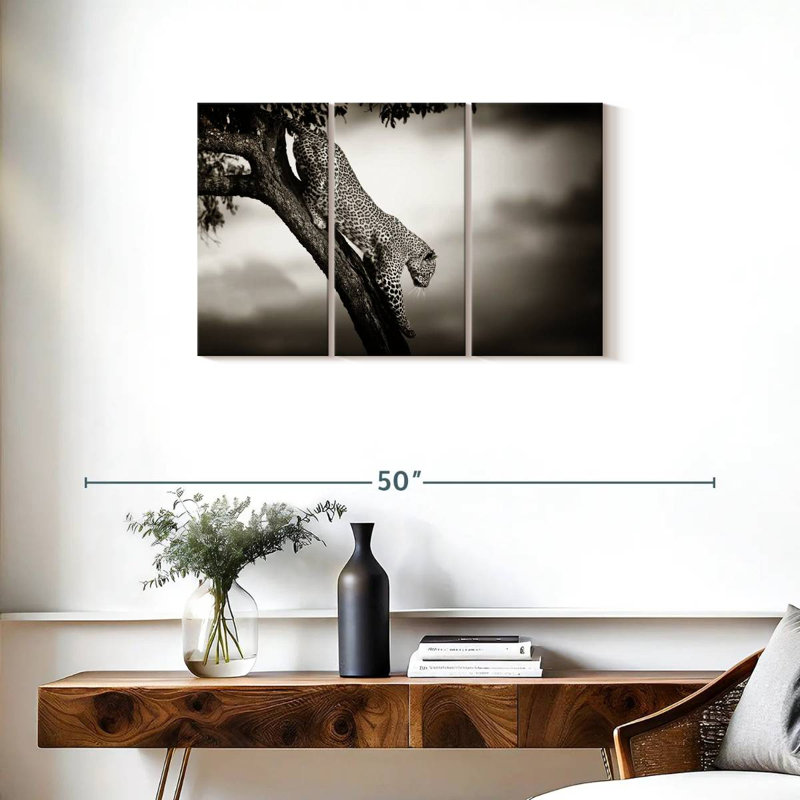 Leopard Coming Down, 20" H x 33" W