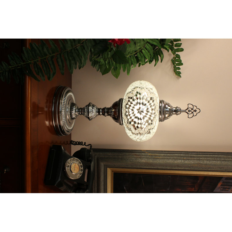 Dileo Metal Lighting Lamp, White