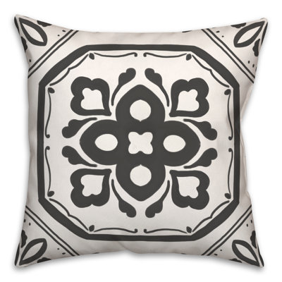 Coussin Black Medallion I