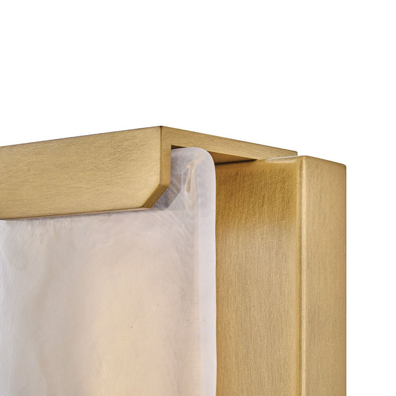 Hinkley Zayde Wall Mount Lantern, Heritage Brass