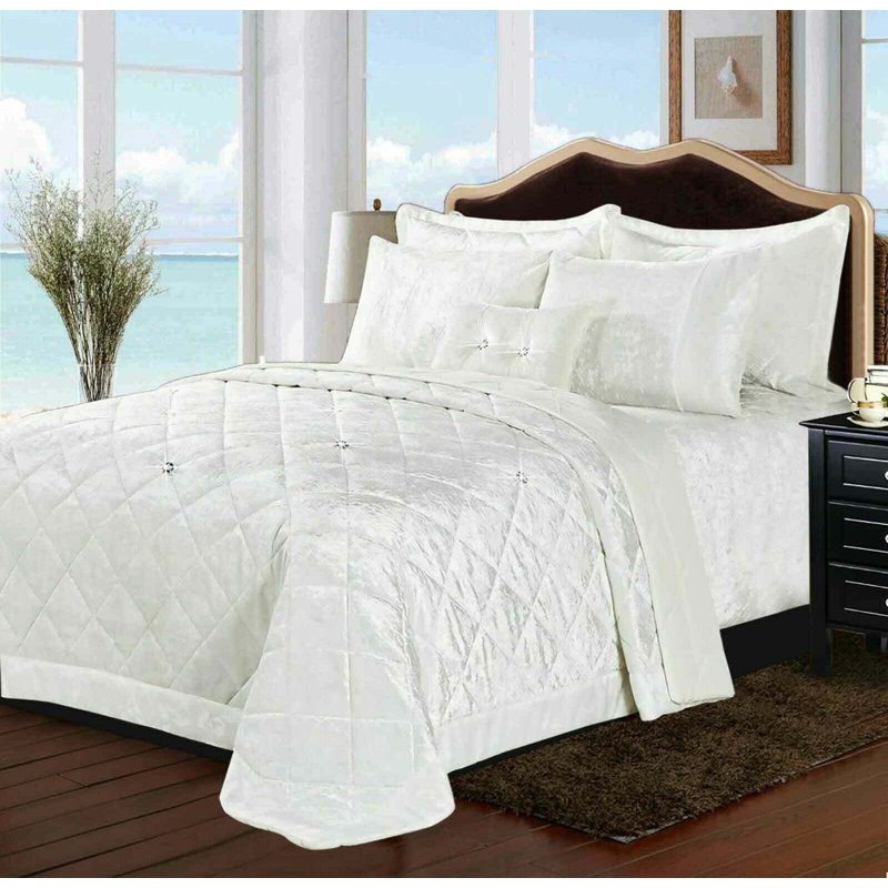 Stodghill Velvet Solid Colour Bedspread, Super King, Black