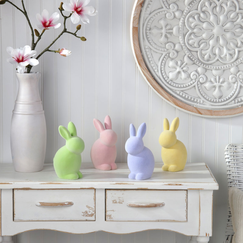 Lapin assis en résine 7,5 po