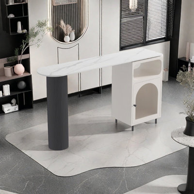 Table en pierre claire de luxe