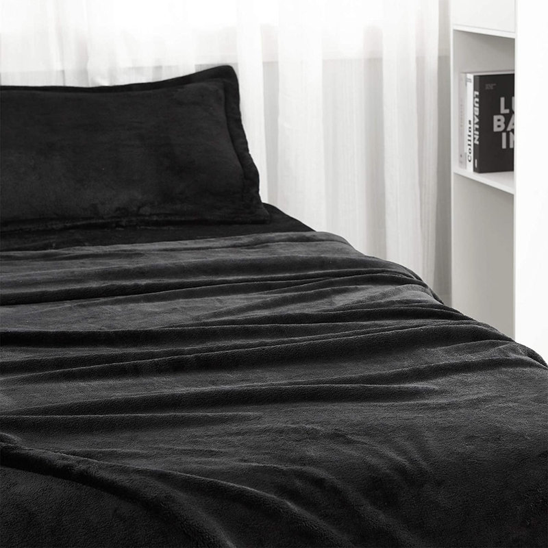 Other Items Coma Inducer Black Fleece Sheet Set, Full Sheet Set with 2 Pillowcases