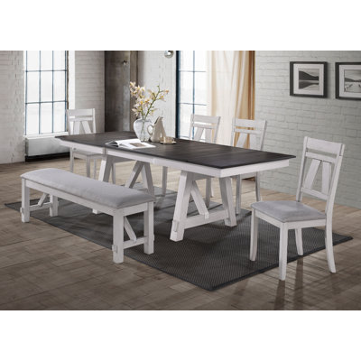 Newnan 6-Person Extendable Dining Set