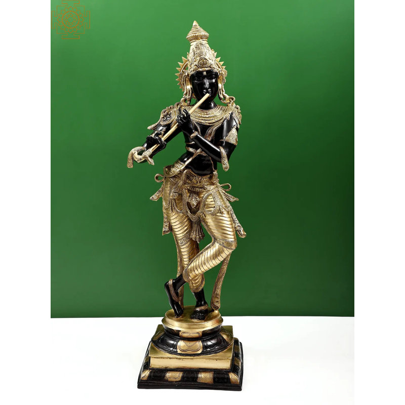 Lord Krishna jouant de la flûte