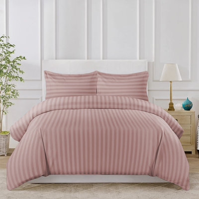 Luxurious 3-Piece Ultra Soft Stripe Duvet Cover Set with Pillowcases