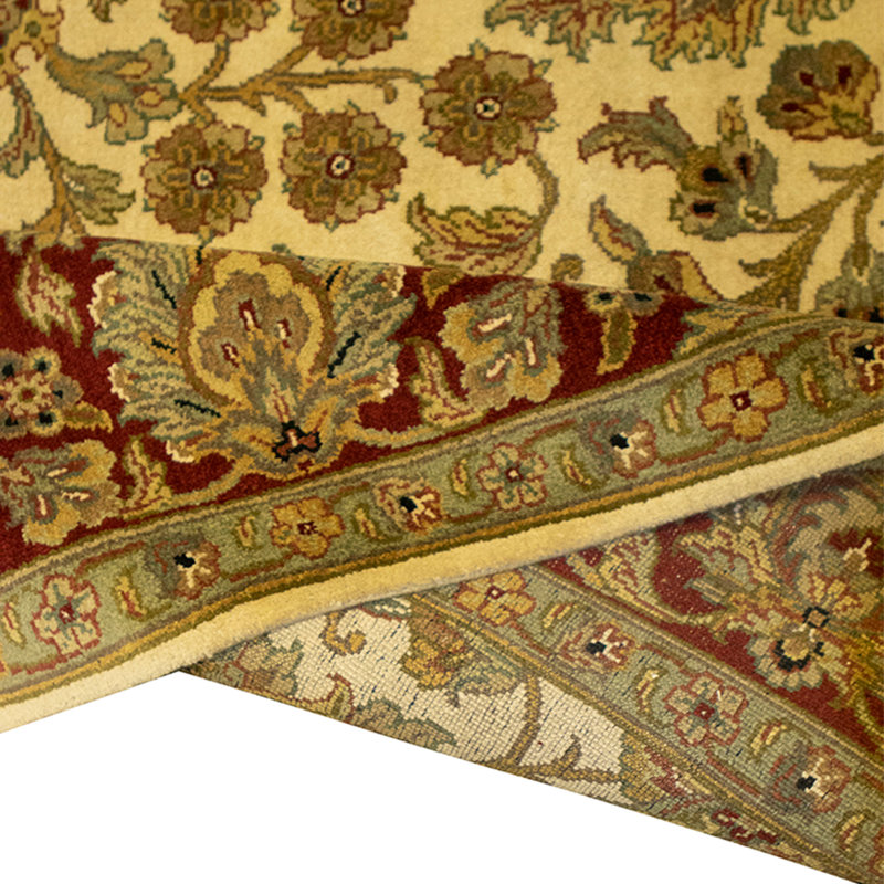 Hand Knotted Wool Oriental Area Rug in Ivory And Red
