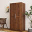 Le buffet autoportant en noyer de 64,63 po avec portes et tablettes offre un espace de rangement supplémentaire en noyer pour une organisation efficace de la chambre à coucher-381229608