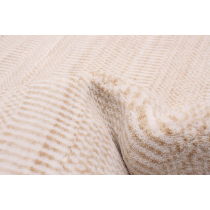 Tapis ivoire unique 8 pi 2 po x 10 pi 1 po Corbinian