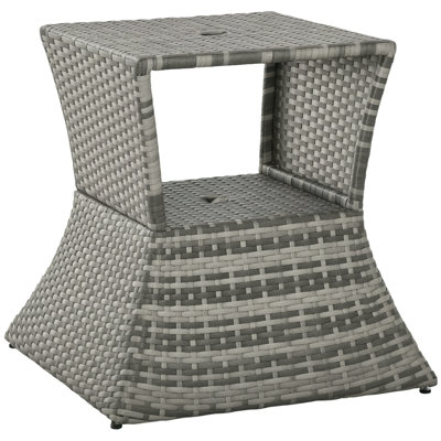 Table d'appoint d'extérieur avec trou pour parasol, table de bout en osier de rotin à 2 niveaux avec tablette de rangement, pour patio, jardin, cour arrière