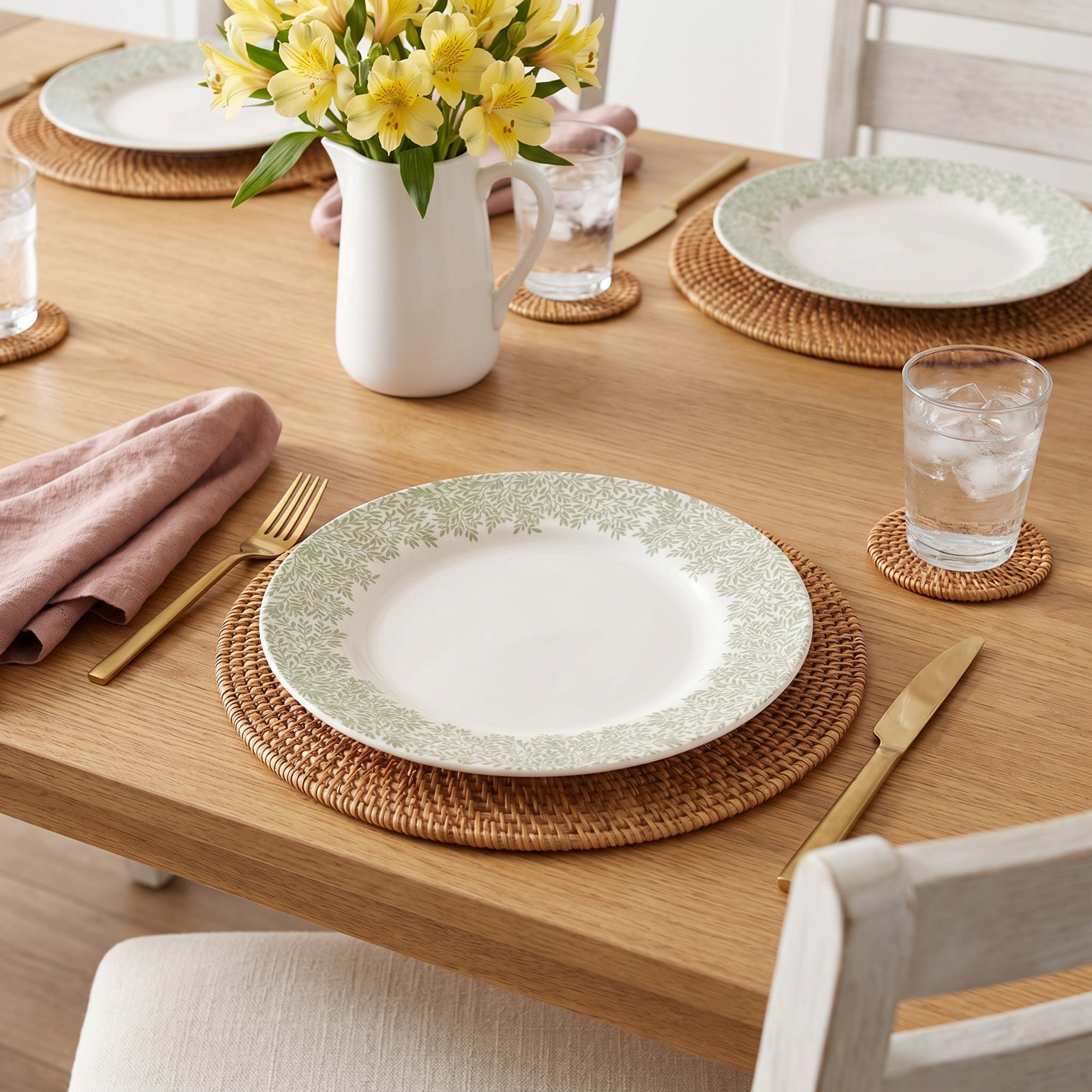 Plates, Set of 4 (Standen) 11"