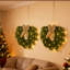2 pièces couronne de Noël en pin de 20 po Norfolk pour porte d'entrée Couronne de cèdre artificielle verte pré-éclairée avec arc pour porte de Noël, mur, fenêtre, décoration de manteau