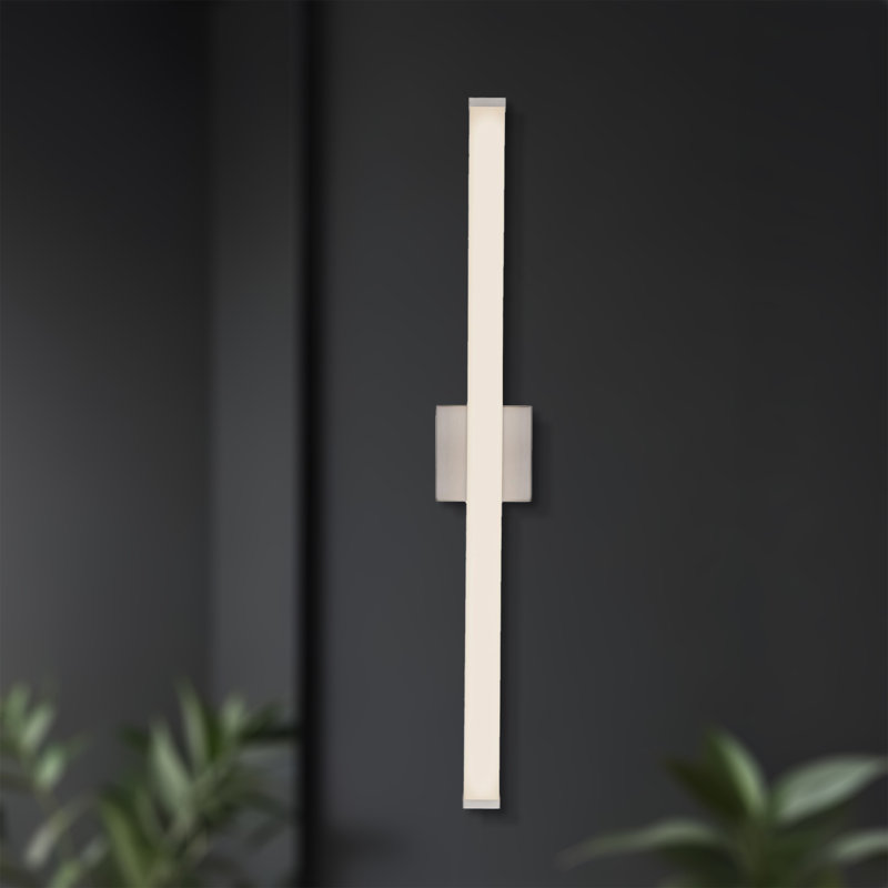 Geri 36-in Black dimmable LED Wall Sconce, Nickel