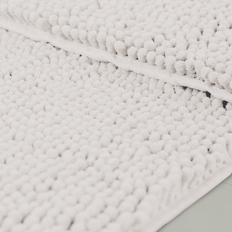White Super Soft Absorbent Microfiber Bath Rug