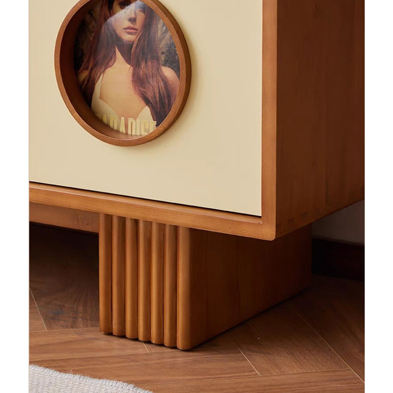 Retro Minimalist Color Blocking Display Case