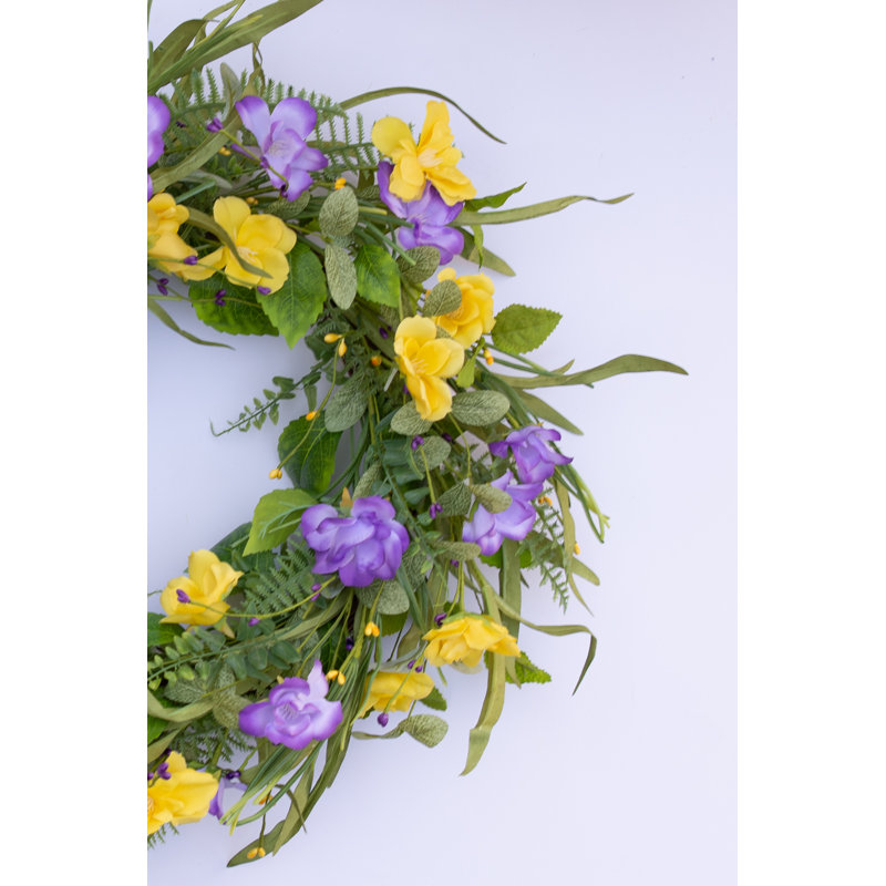 Faux Mixed Assortment 21'' Wreath