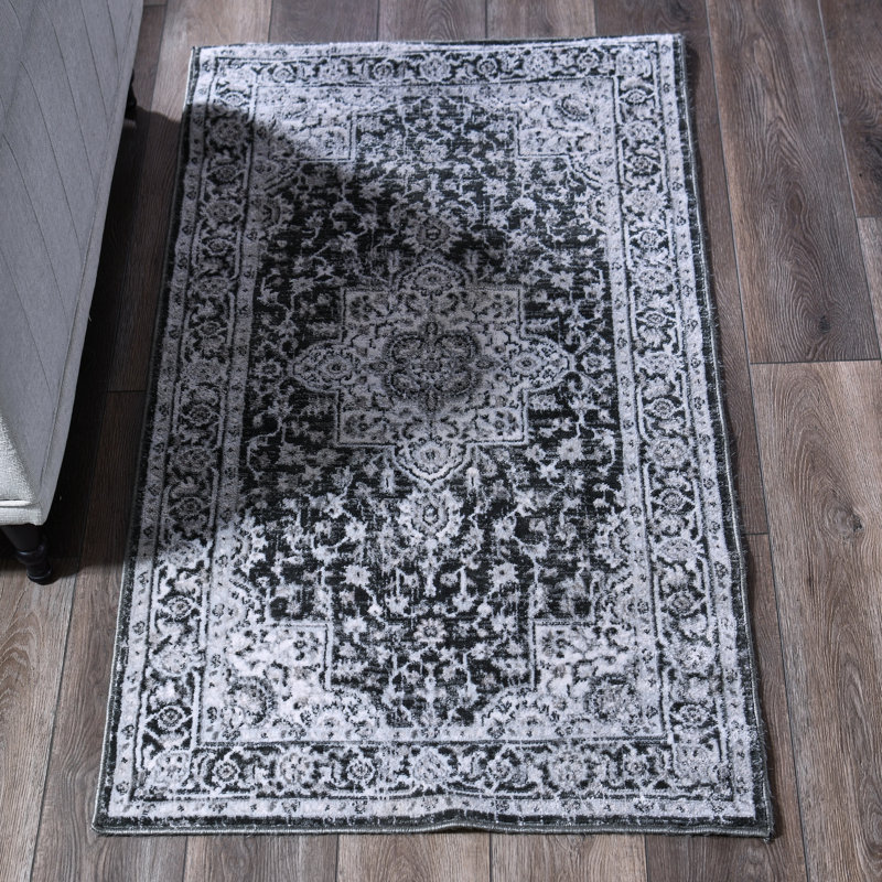 Giara Oriental Gray/Black Area Rug, Rectangle 2'7" x 4'11"