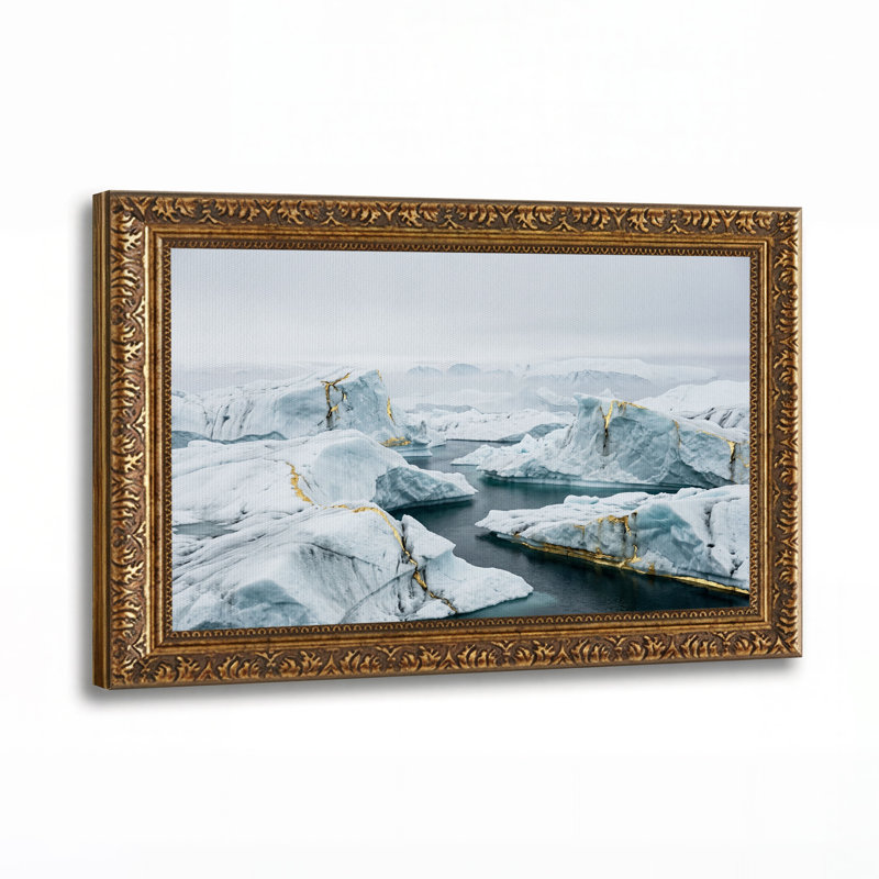Icebergs glaciaires aux veines dorées dans une eau sombre - Tableau sur toile, 16"H x 24"W