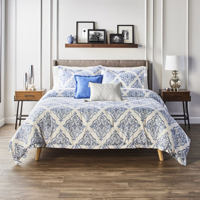 Louisa Comforter Set