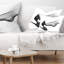  Portrait abstrait portant un coussin de chaussure à talon haut-29367033-89812561