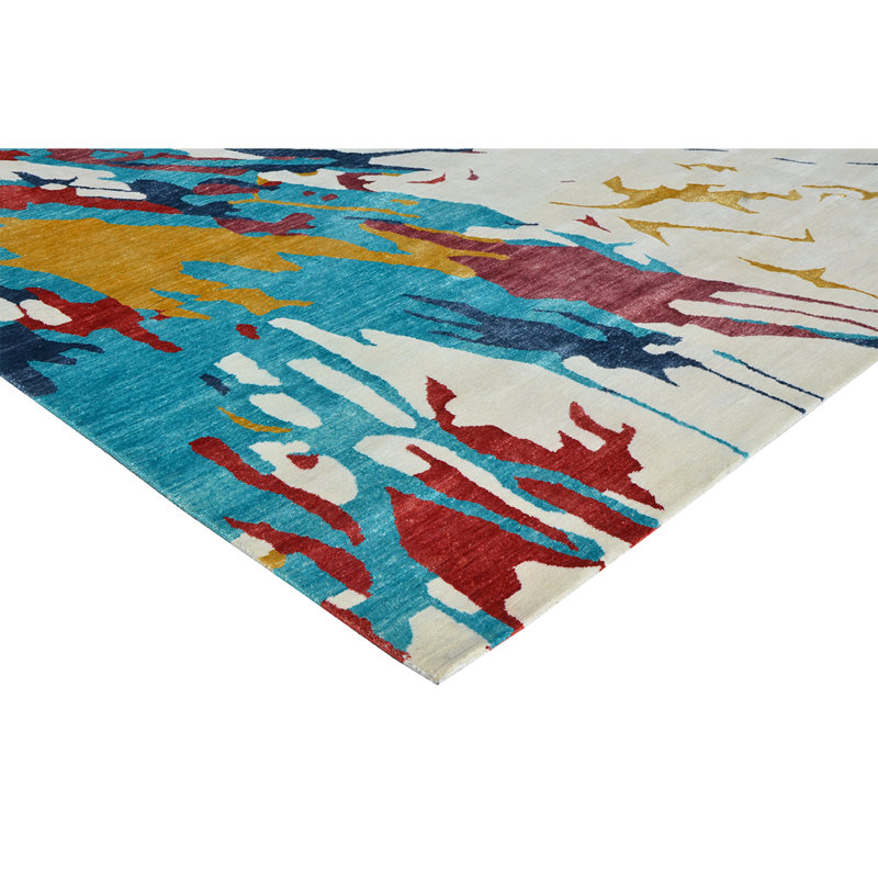Area Rug in Ivory